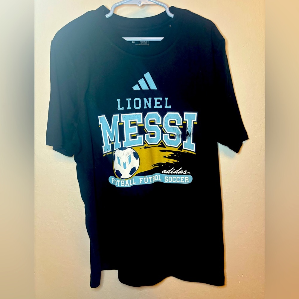 Adidas Messi shirt. Youth size M.